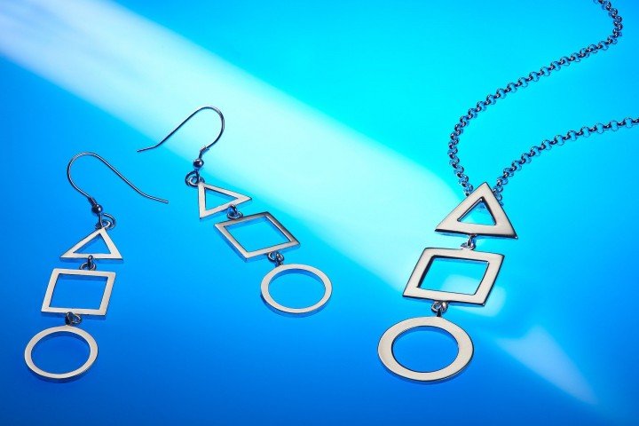 Jewellery Advertising Photographer Ireland Studio Lugh